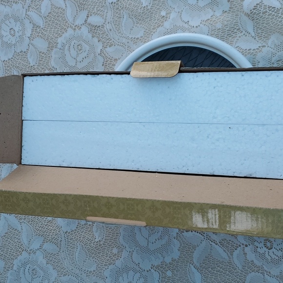 LOVE Plaque looks/feels like stone Dicksons brand - Picture 10 of 10